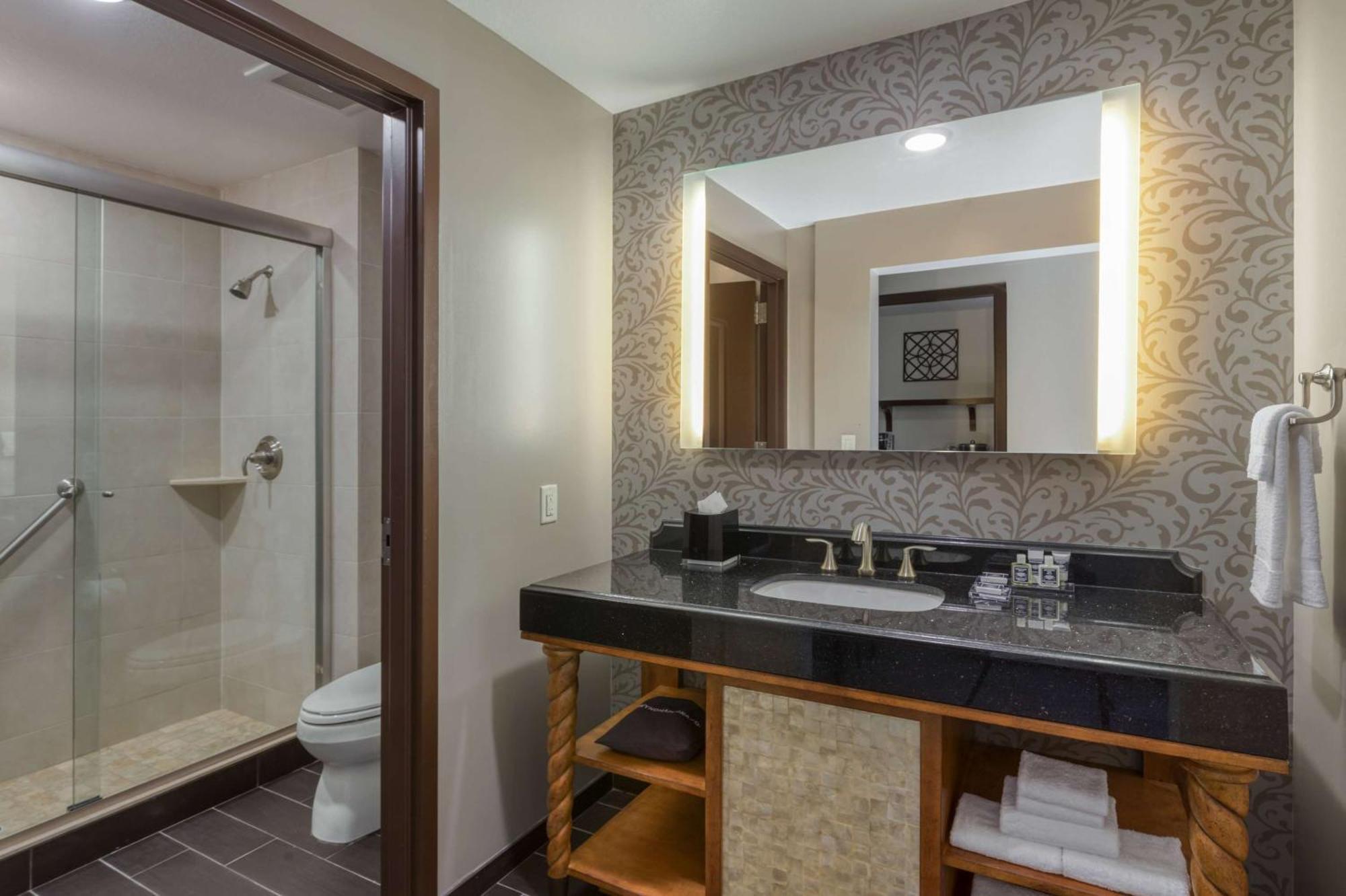 Parlor King Suite
